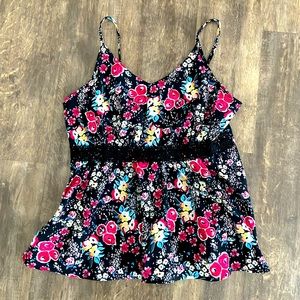 New Boutique Floral Tank Top